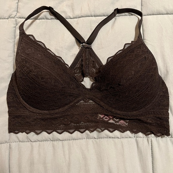PINK- Lace Bralette in black
Medium - Picture 1 of 2